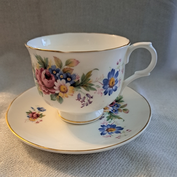 SADLER FINE BONE CHINA - Picture 1 of 3
